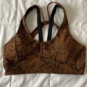 Varley sports bra. NWOT